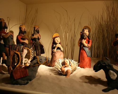 Peruvian crib (present) - Exhibits