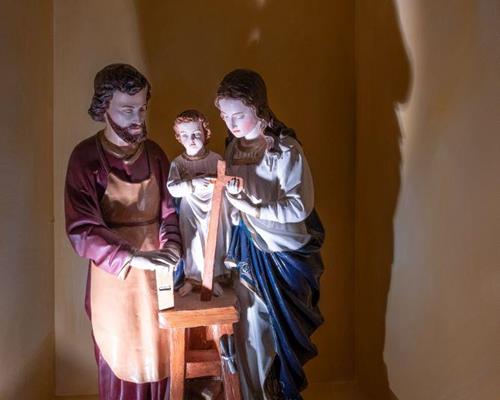 Holy family made of plaster (1903)