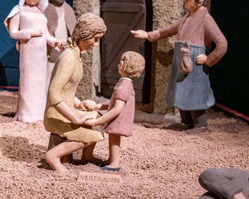 Les crèches de Noël socialement critiques de Frau Kohnen