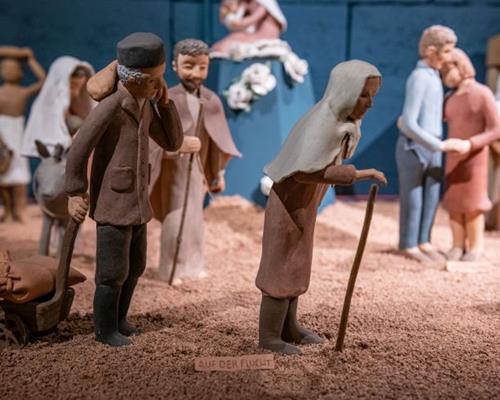 Les crèches de Noël socialement critiques de Frau Kohnen